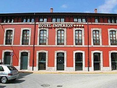 Hotel Imperion Onís Exterior foto
